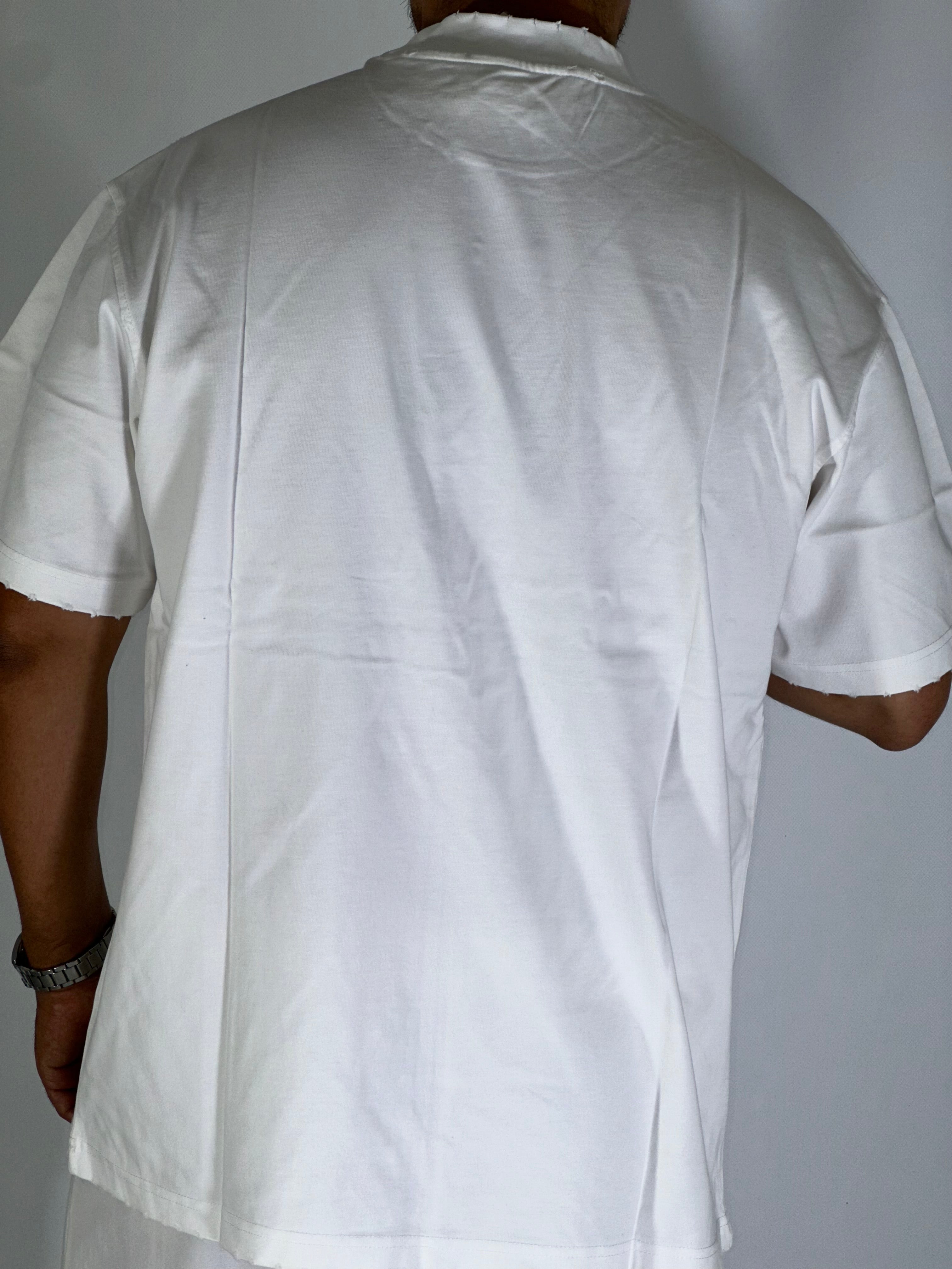 T-Shirt mezzolupo over white L815000