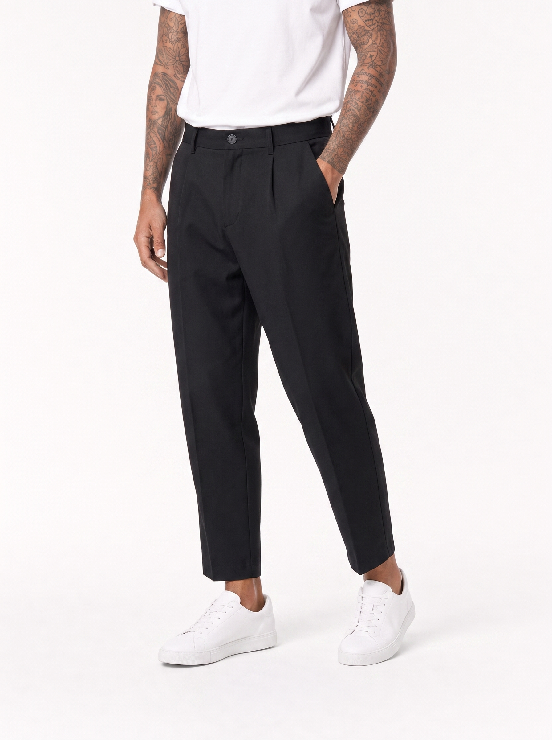 NOMAD AD45 Pantalone carrot con pince nero