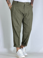 Nomad lino · Pantalone carrot con pince militare