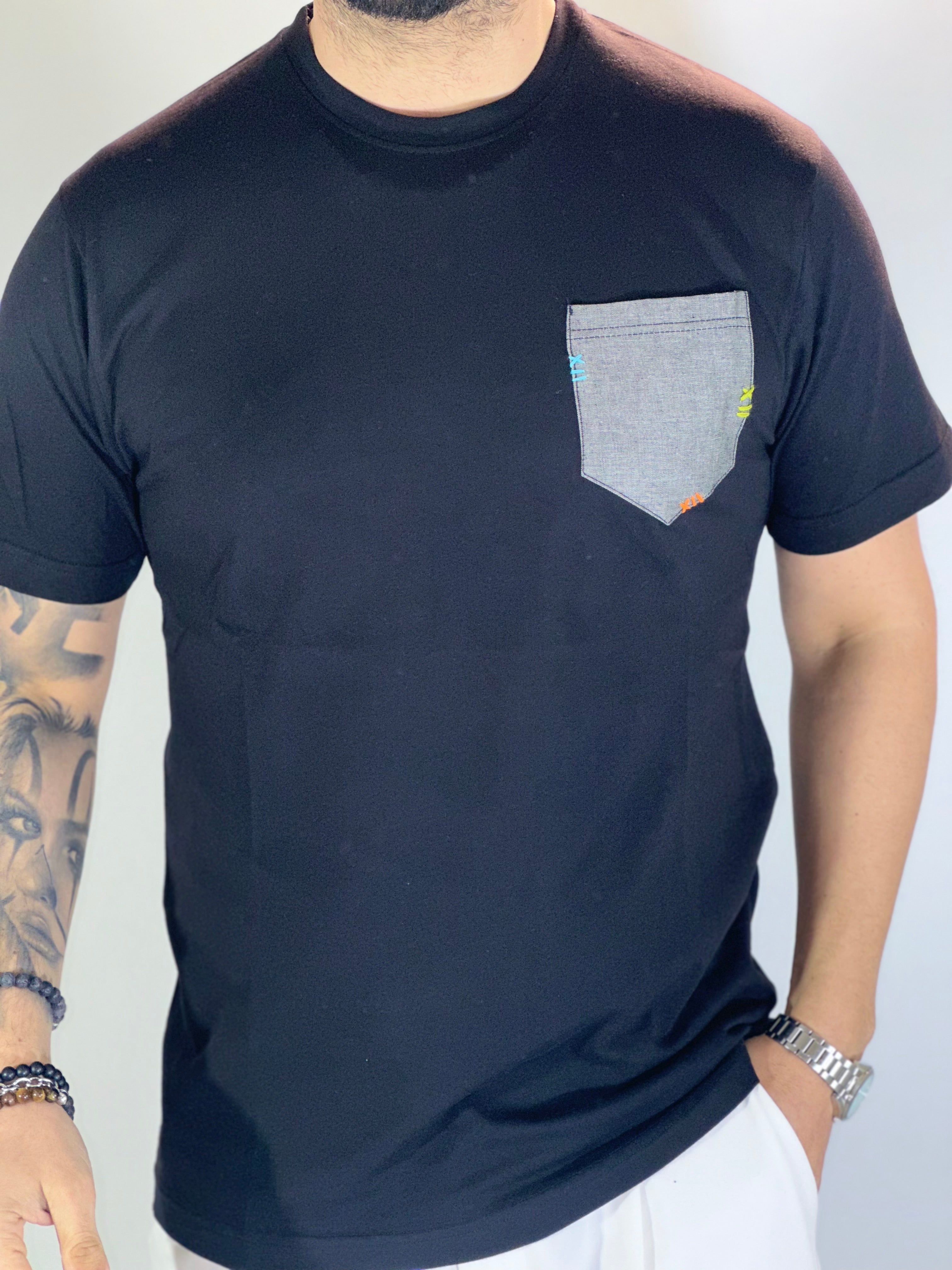 T-Shirt taschino nera WPT54