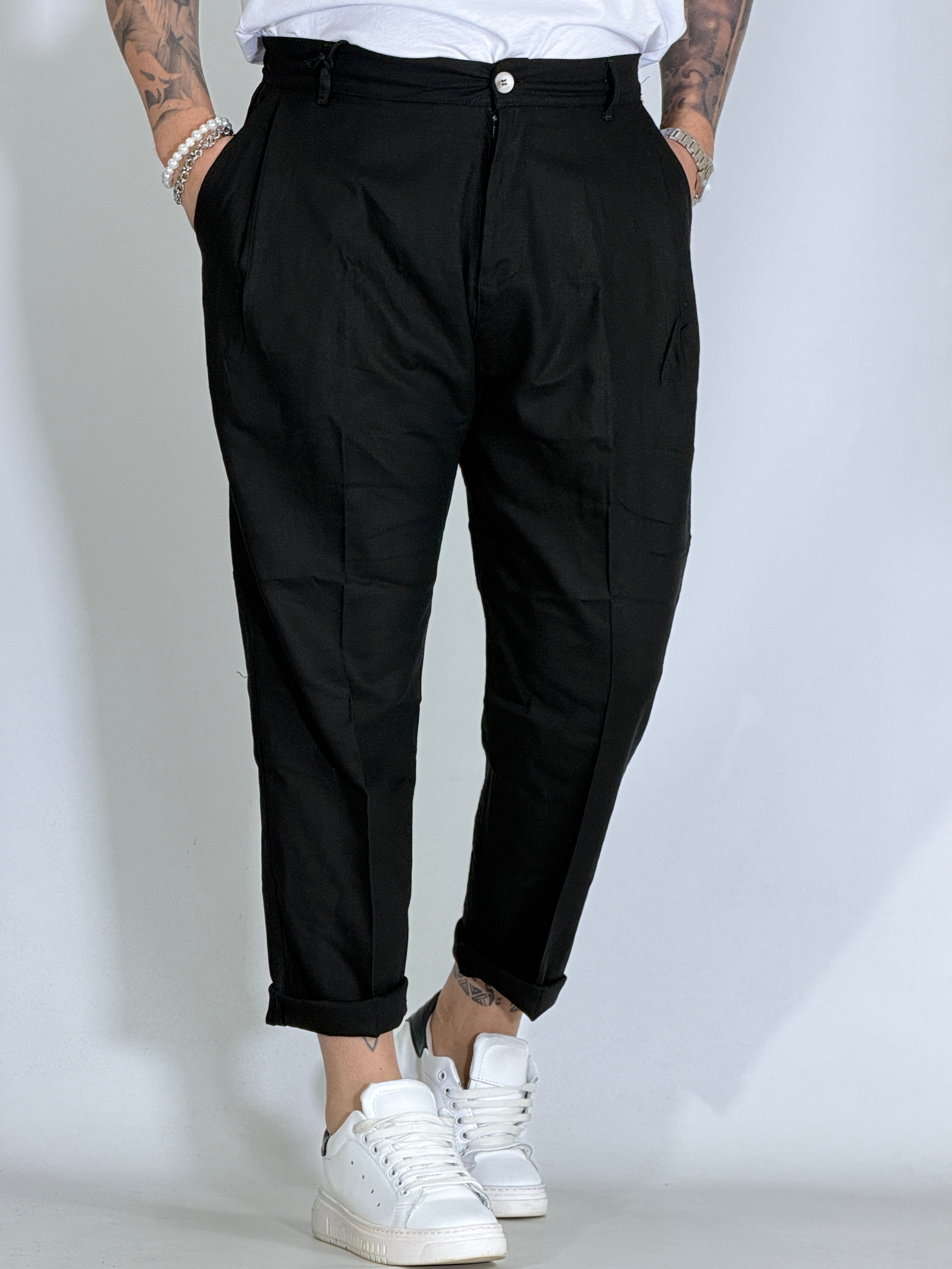 Nomad lino · Pantalone carrot con pince nero