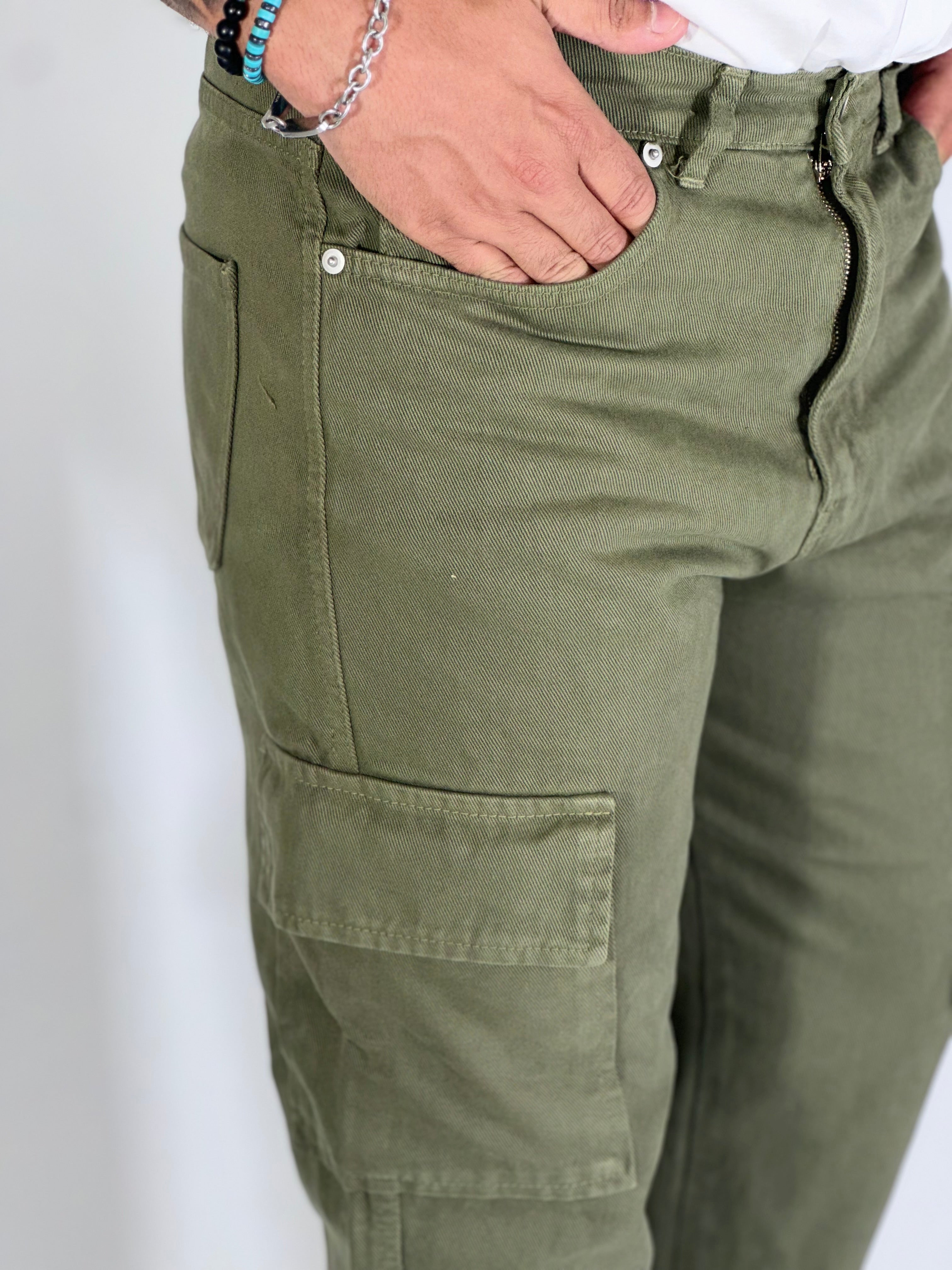 Pantalone loose fit cargo verde GA/1424