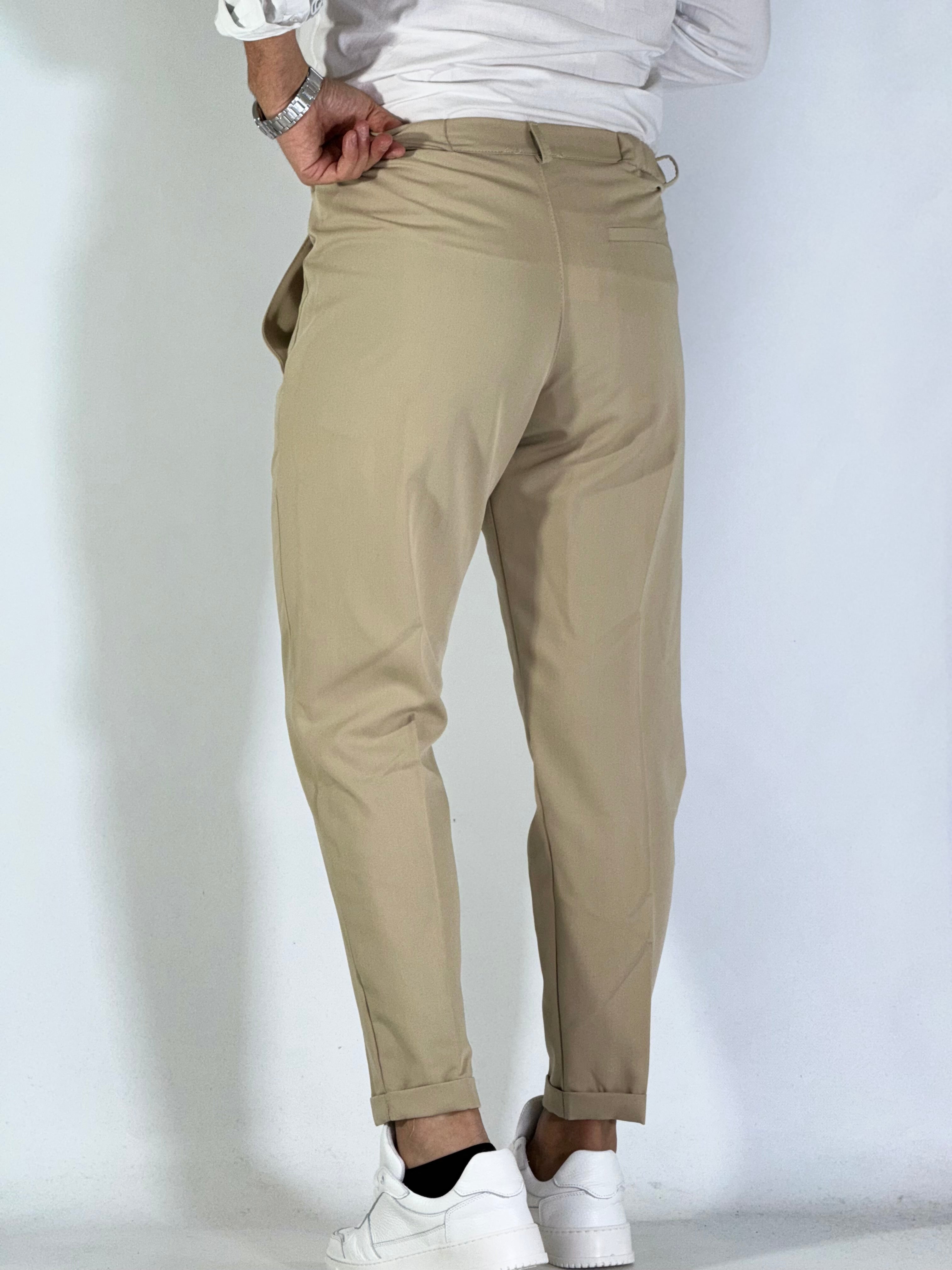 Pantalone beige UM256 bottone a scomparsa