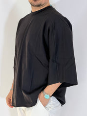 T-shirt over taglio vivo nera HM834