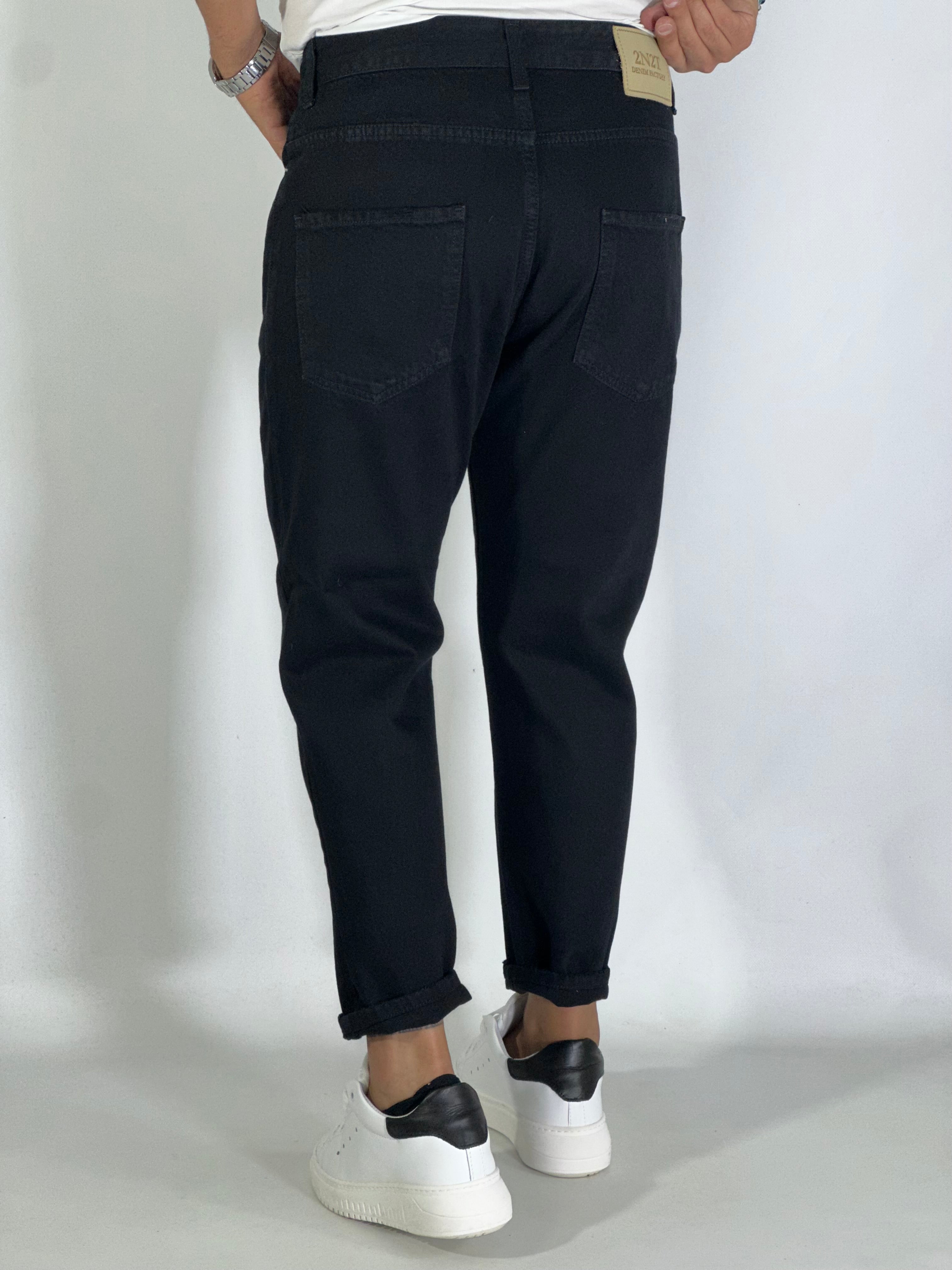 Jeans loose fit denim nero 2N2T