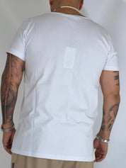 T-shirt scollata bianca UM579