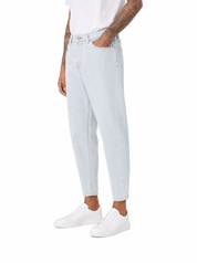 Jeans carrot fit chiaro pulito MRC10