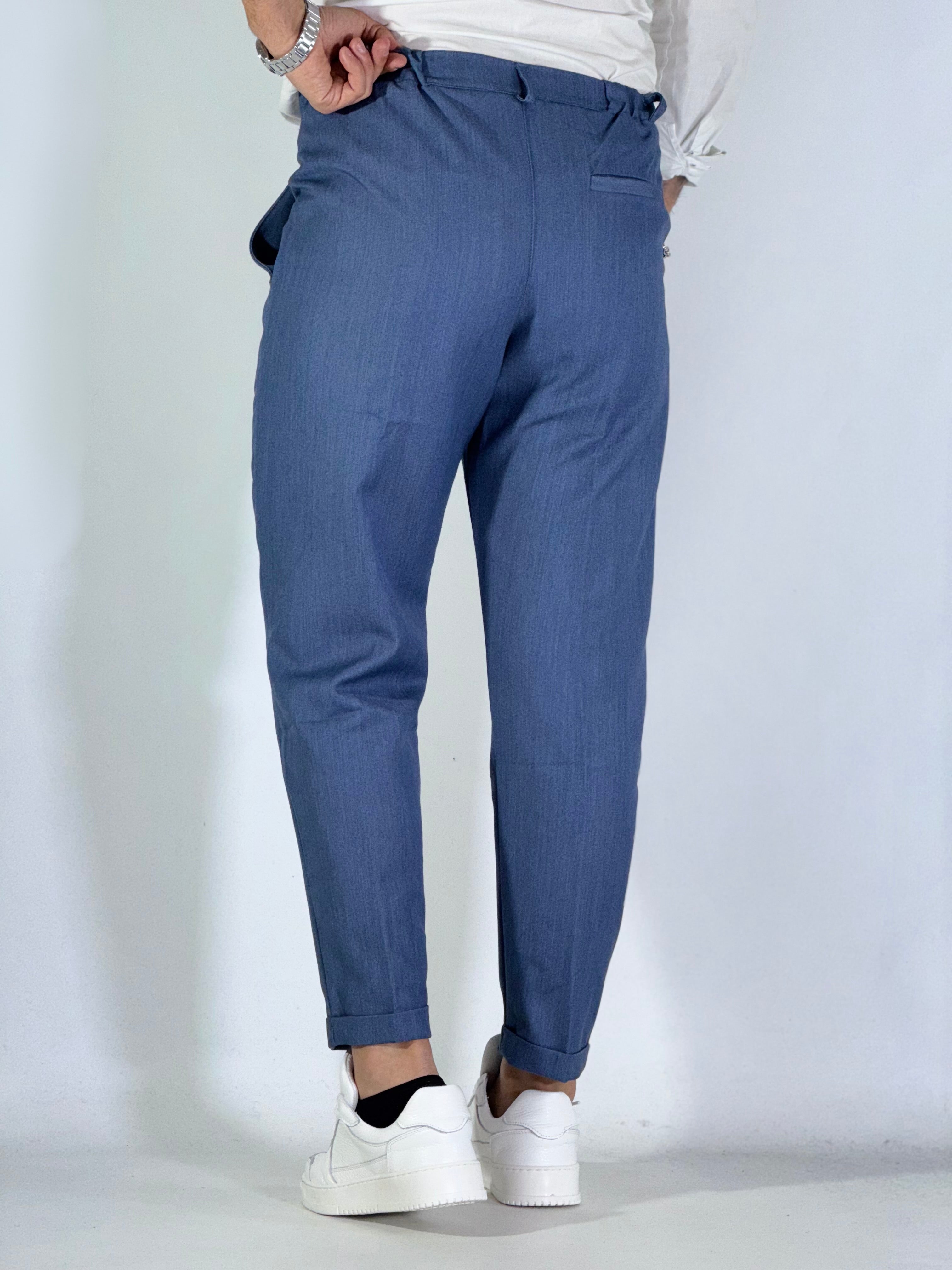 Pantalone elegante jeans UM486