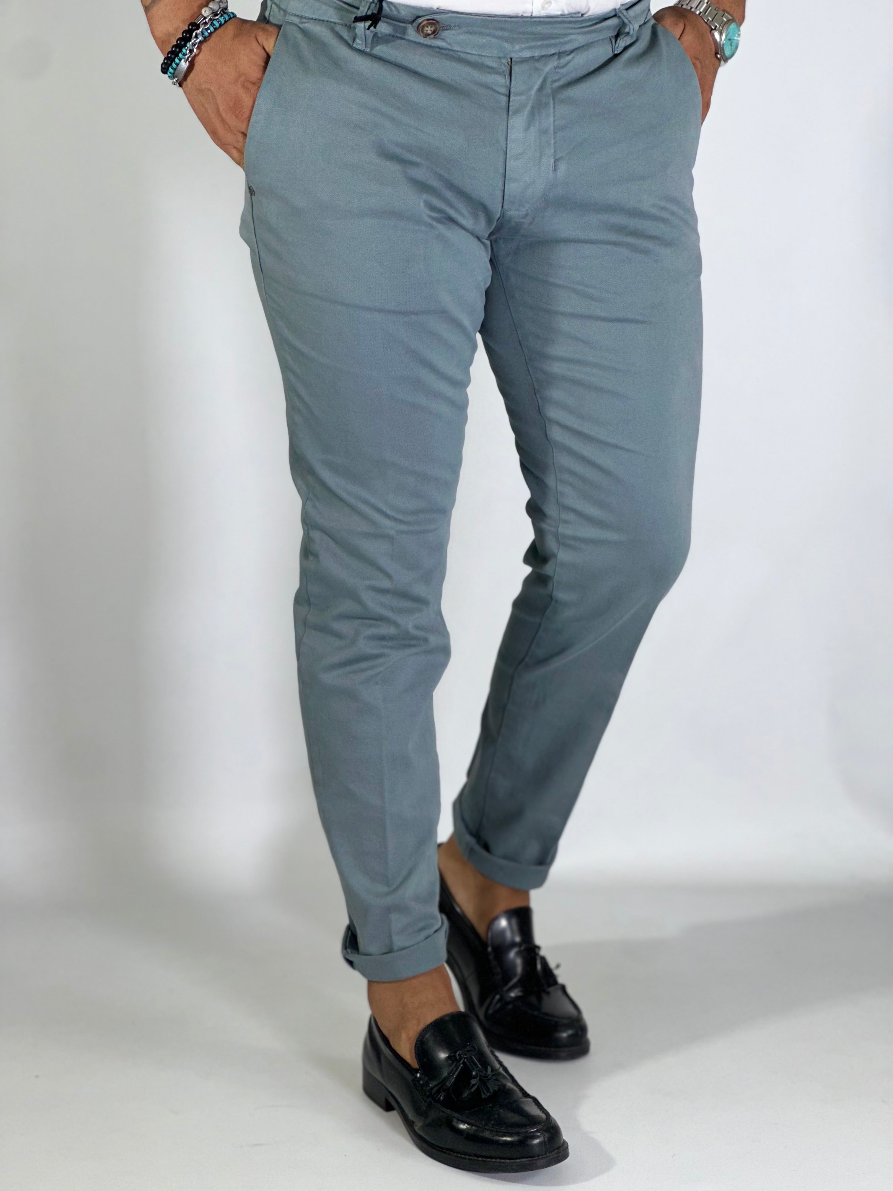 Pantalone slim capri fit grigio medio GPE400