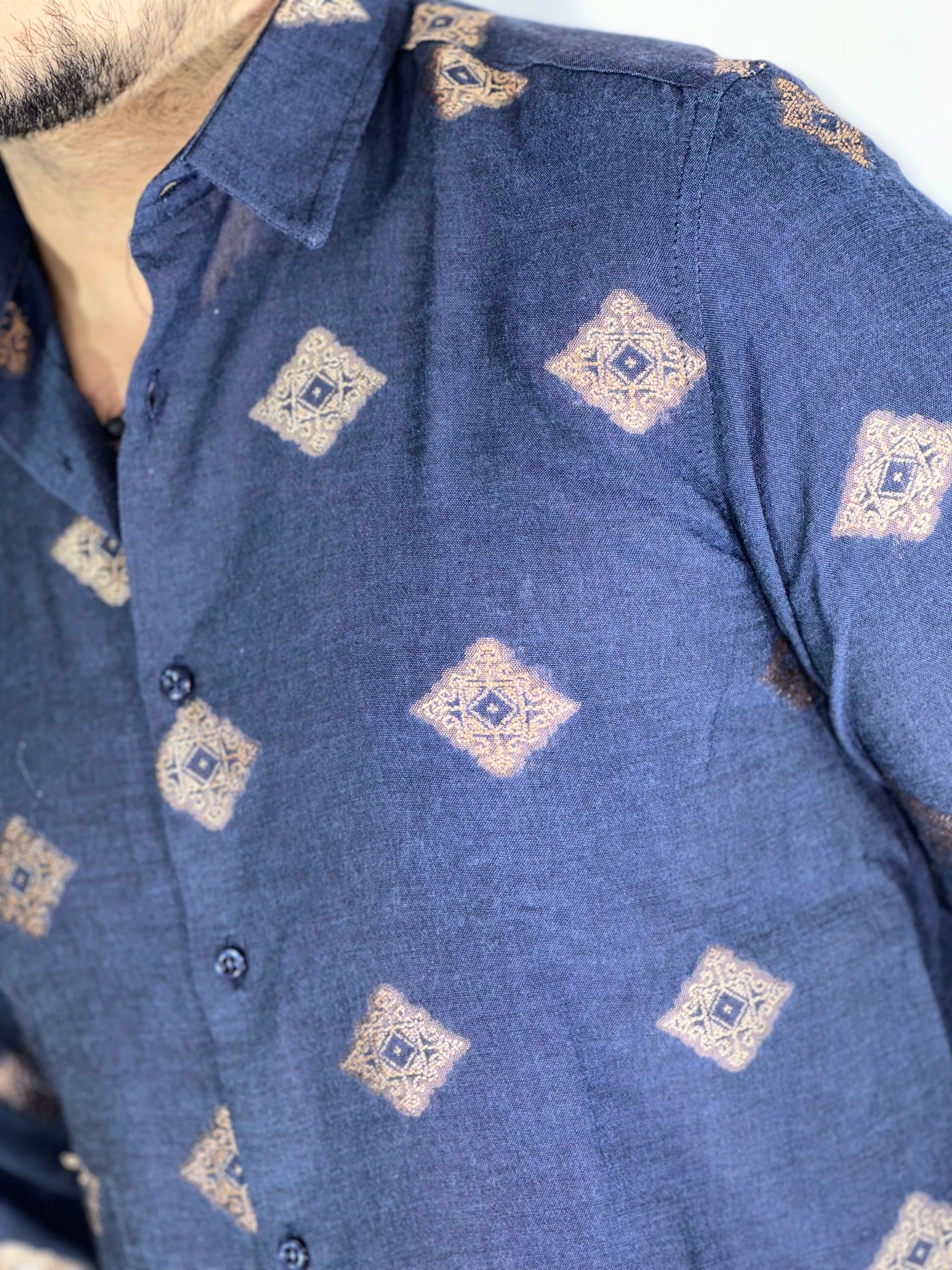 Camicia ricamata blu DESIDERIO
