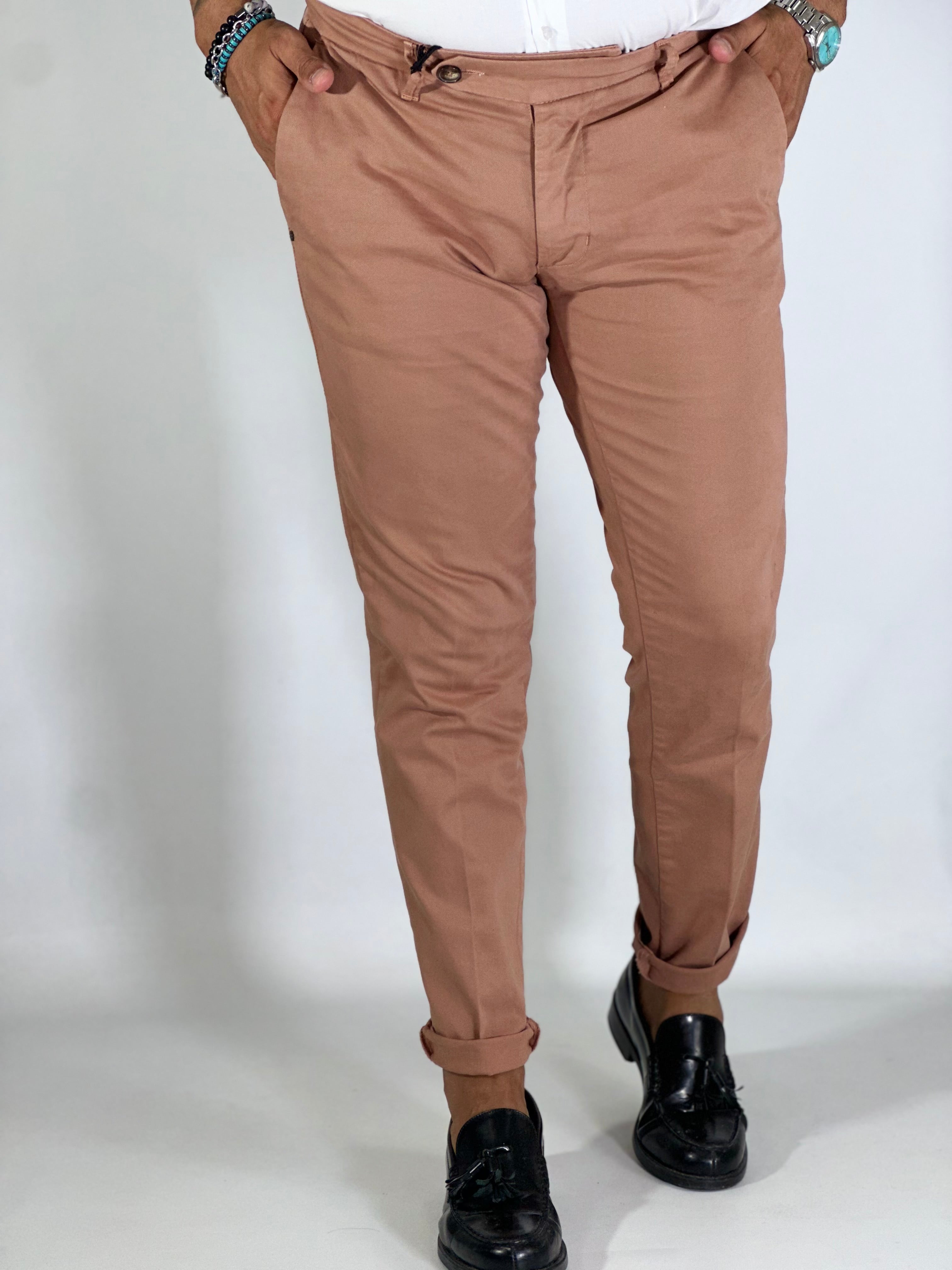 Pantalone slim capri fit mattone GPE400