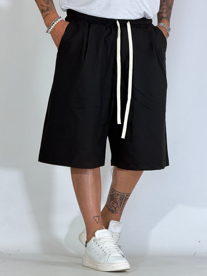 Bermudone con pinces nero REGO10