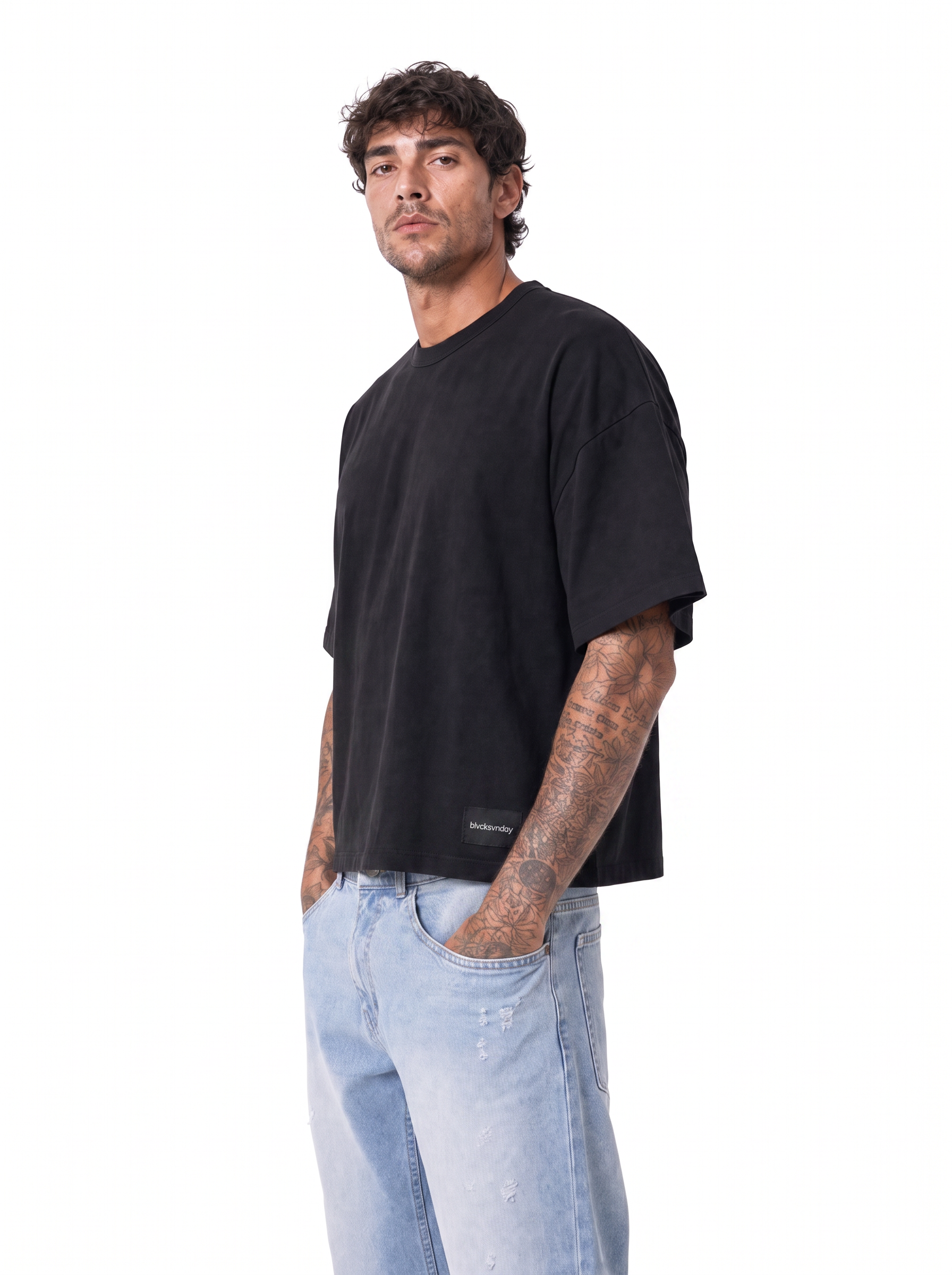 STEPHEN T-Shirt cropped manica a tre quarti nero