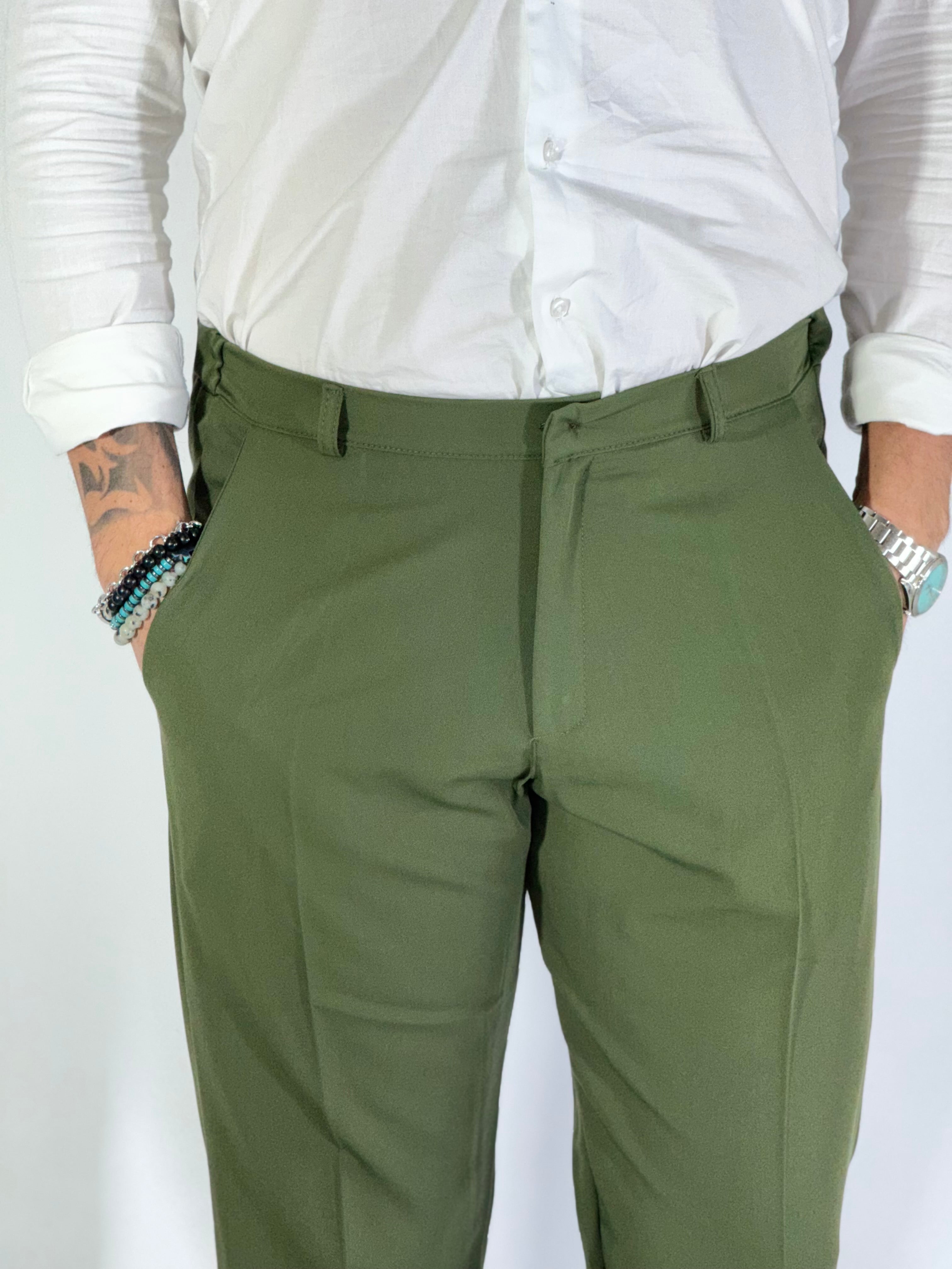 Pantalone verde UM256 bottone a scomparsa