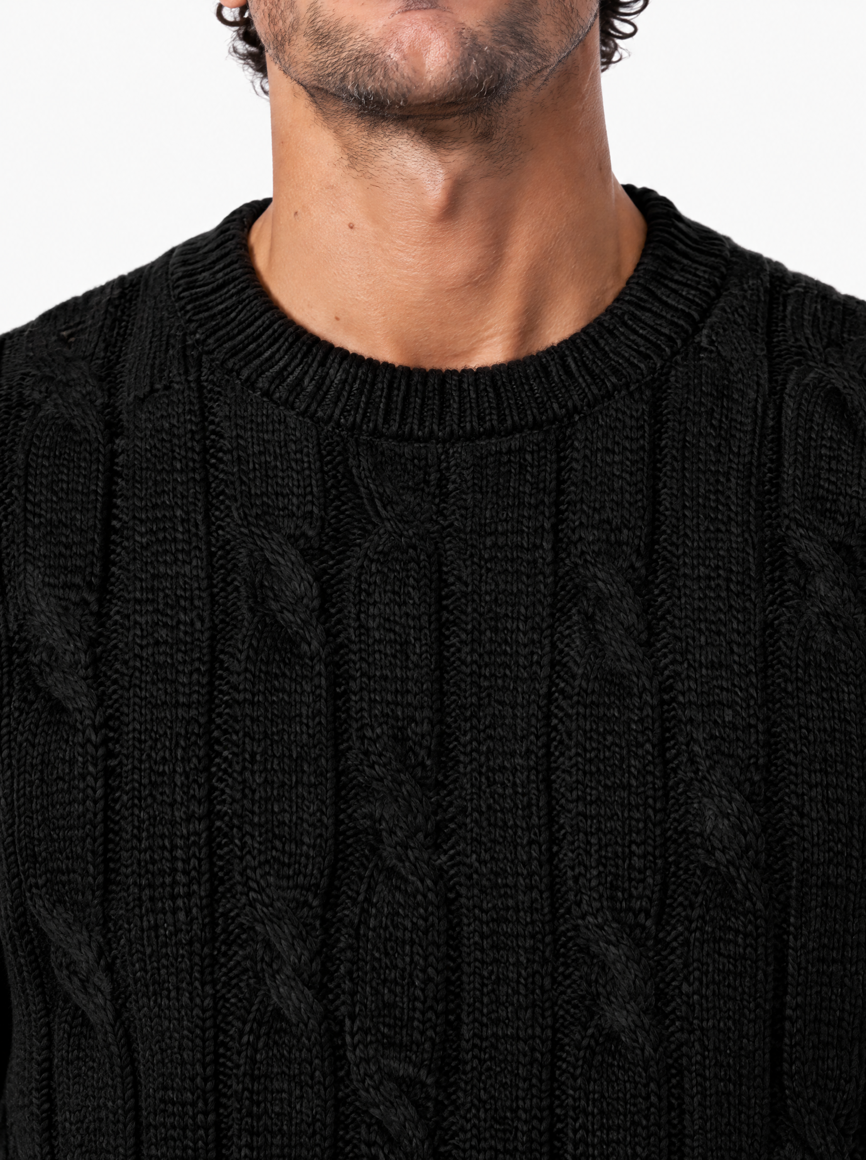 Girocollo a trecce nero 26/4941