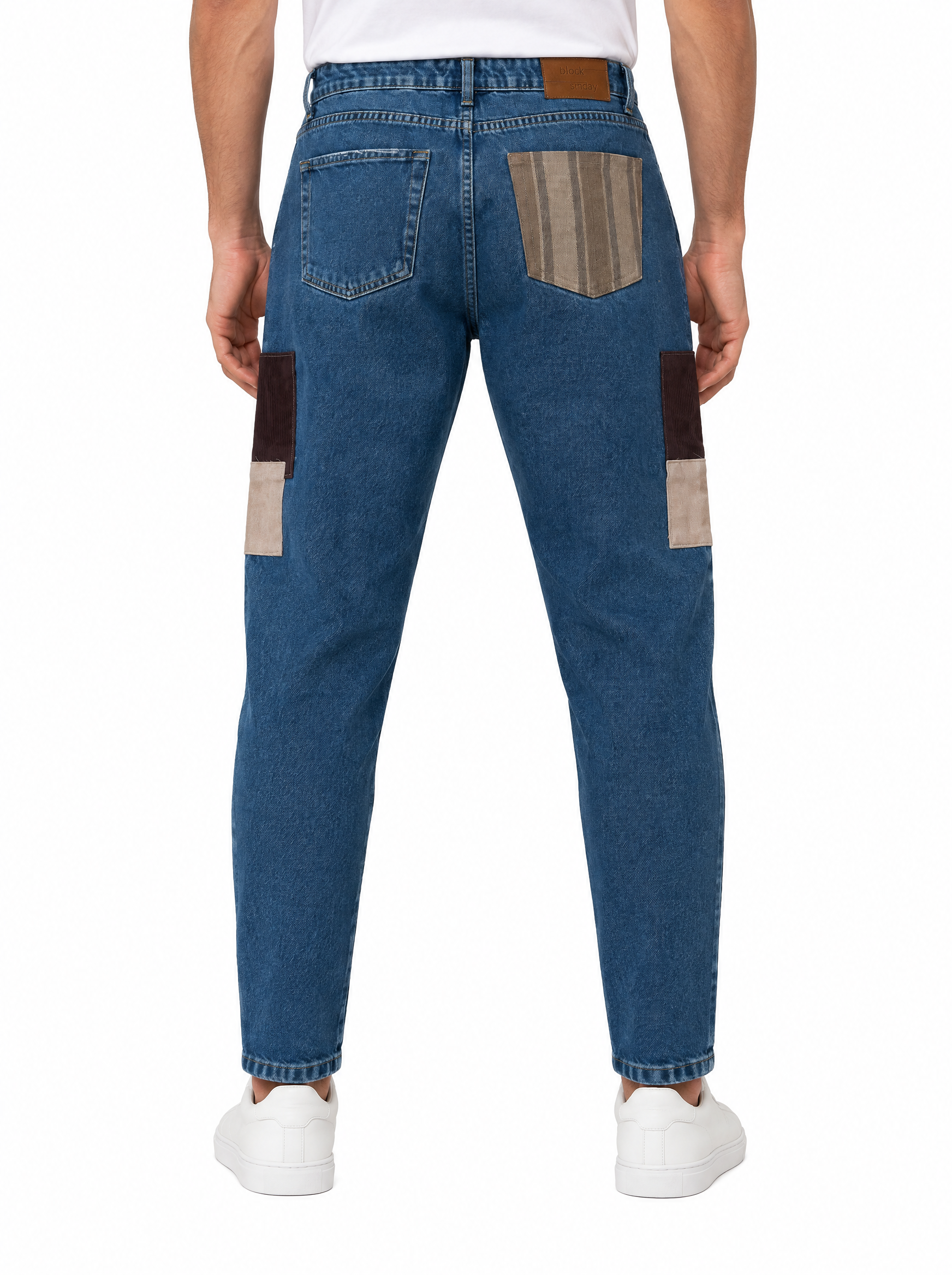 PENELOPE Jeans carrot fit con toppe