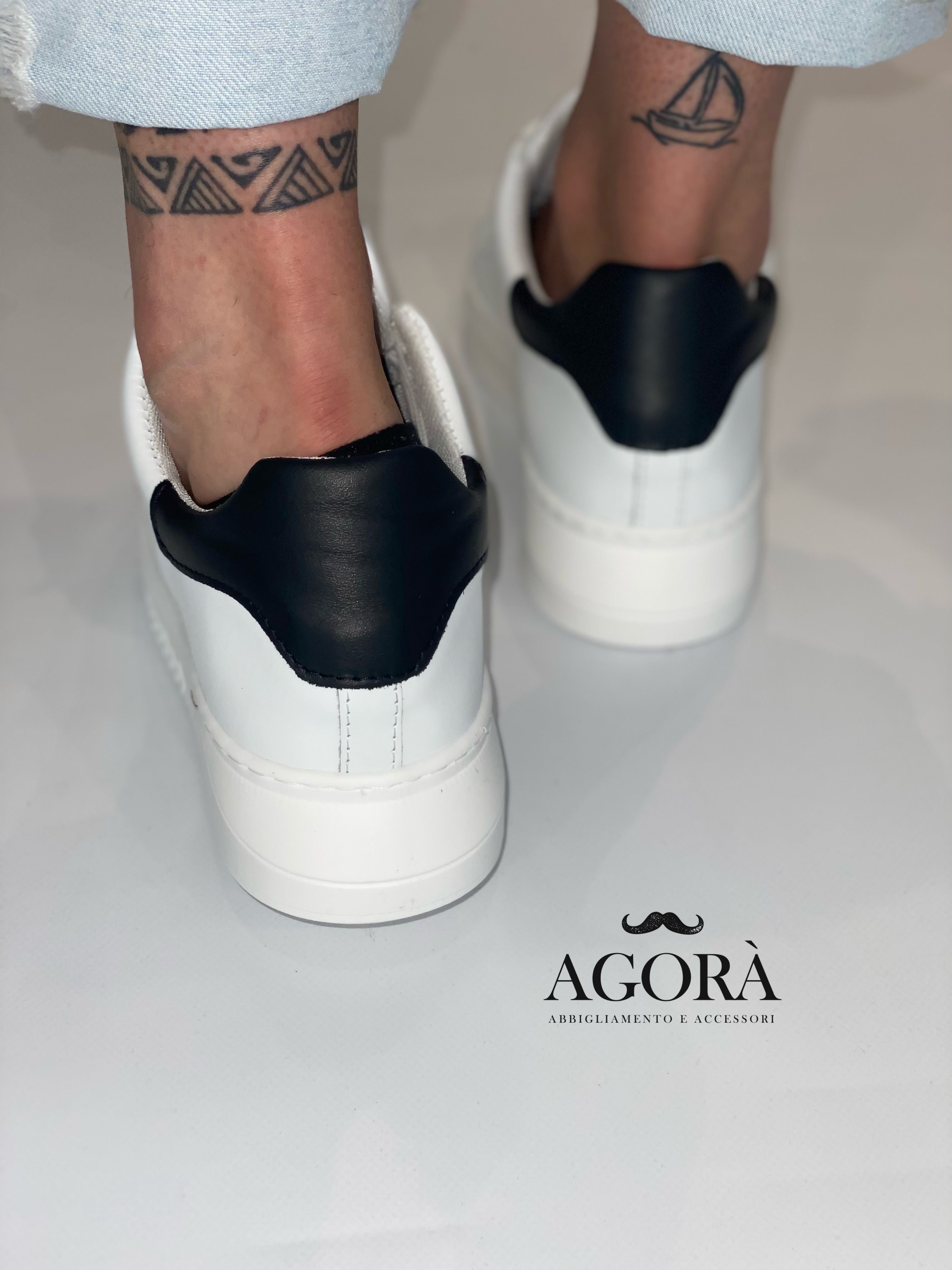 Scarpa somart bianca nero AR52